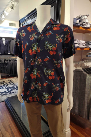 Short-Sleeved, Camp-Collar Bowling Shirt in 2 Prints