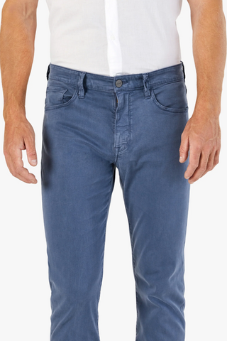 Cool Tapered-Legged Jeans in Vintage Indigo Twill
