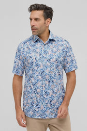 Short-Sleeved, Modern-Fit Sport Shirt in Blue Nature Print