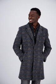 Overcoat in Dark-Grey Check