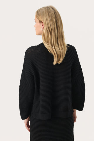 Gelikan Sweater in Black