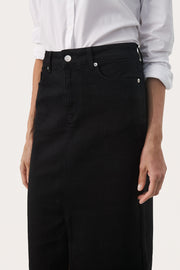 Dilin Denim Skirt in Black