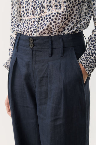 Nanati High-Waisted, Wide-Legged Pleated Linen Pants in After Midnight Dark Blue