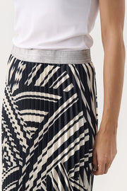 Nisma Midi Skirt in After Midnight Dark-Blue Graphic Stripes