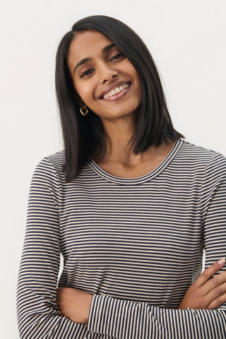 Nikou Long-Sleeved T-Shirt in French Oak-and-Navy Stripes