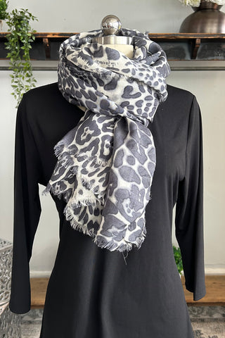 Savannah Wool Scarf in 2 Colours