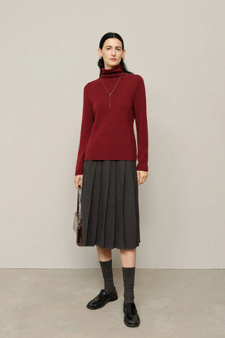 Mid-weight Cashmere Sweater in Dark Burgundy
