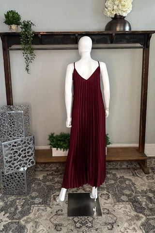Pleat Dress in 2 Colours