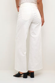 Ami Jeans Malou Fit in 2 Colours