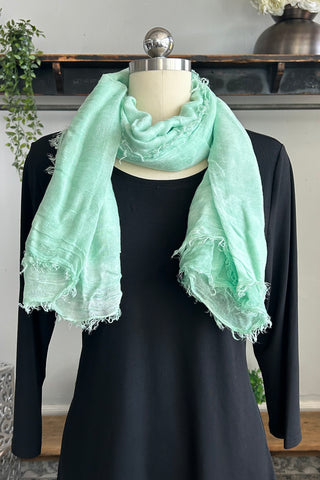 Solid Scarf in 2 Colours