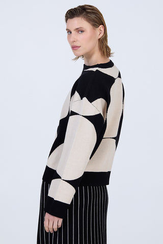 Sweater in Black & Ivory