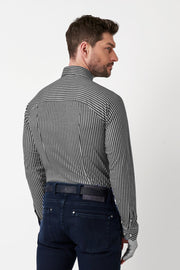 Long-Sleeved Pencil Stripe Knit Sport Shirt