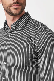 Long-Sleeved Pencil Stripe Knit Sport Shirt