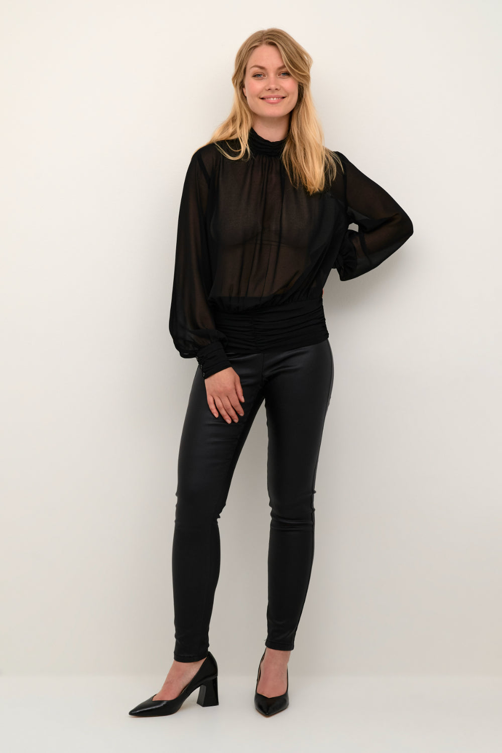 Cheila Chiffon Blouse in Black – chrisjameskingston