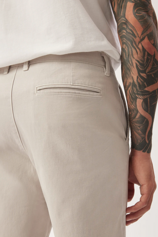 Jake Chino Shorts in Glacier Grey