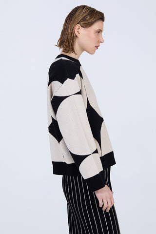 Sweater in Black & Ivory