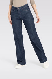 Wide-Legged Jeans in Fashion Rinsed Mid-Blue