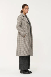 Cesley Long Coat in Grey Houndstooth