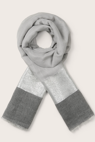 Aviel Scarf in Silver Cloud