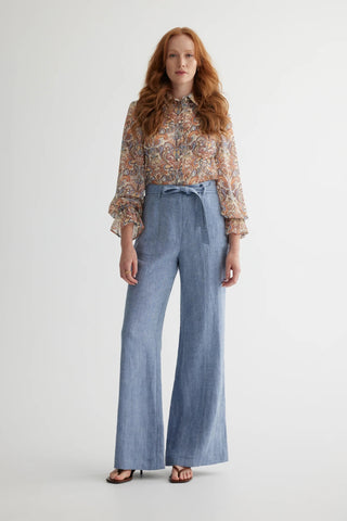 Wide Leg Denim Pant in Light Blue