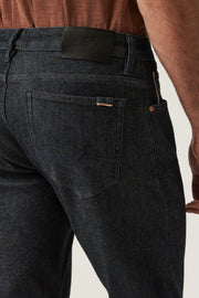 Cool Tapered-Legged Jeans in Dark Blue Selvedge