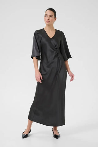 Pristine Dress Flared in Black Oyster