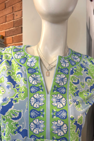 Jersey Split-Neck Top in Kelly-Blue Watteau Print