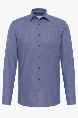 Long-Sleeved, Modern-Fit Shirt in Navy Structured