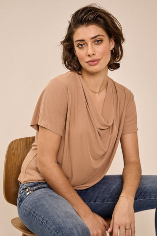 Savina Short-Sleeved T-Shirt in Toasted Coconut