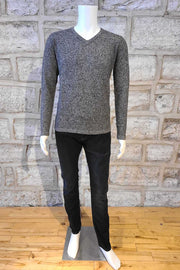 Long-Sleeved, V-Neck Cashmere Sweater in 2 Colours