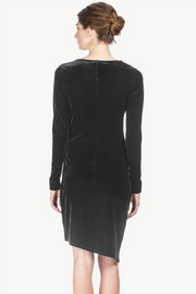 Long-Sleeved Velvet Dress Black or Navy