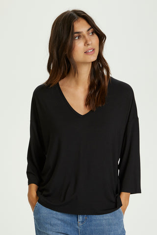 Hayde Three-Quarter-Sleeved T-Shirt Black or White