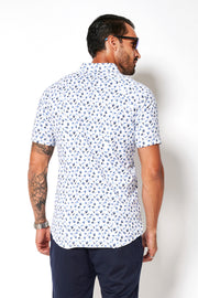 Short-Sleeved Printed Knit Shirt Blue Floral or White Fish Pattern