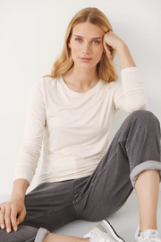 Emaja Long-Sleeved T-Shirt in 2 Colours