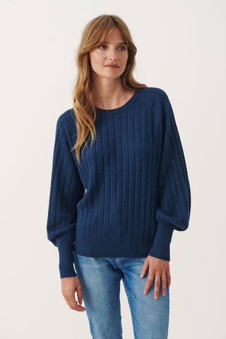 Knitted Pullover in 4 colours