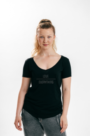 ROBYN Short-Sleeved V-Neck T-Shirt
