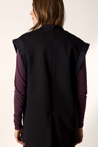 Punto Milano Vest in Black