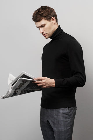 Long-Sleeved Roll-Neck Sweater Black