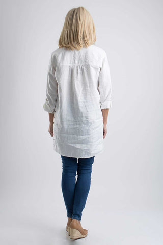 Long-Sleeved Linen Long Shirt with Eyelets in White